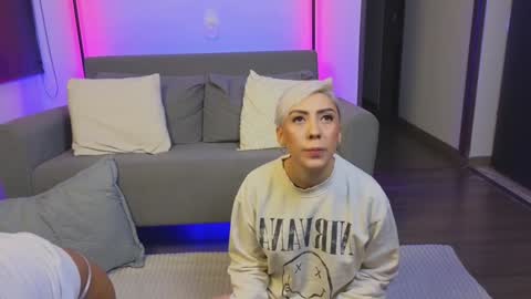 Snapshot of janehart_ chatting on December 21, 2024, 4:09 am Jane online show from December 21, 2024, 4:09 am