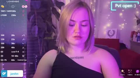 Snapshot of jarehn chatting on September 9, 2025, 6:35 am Jaren online show from September 9, 2025, 6:35 am