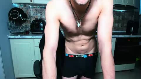 Snapshot of jason_marz chatting on January 31, 2025, 4:27 pm JasoN online show from January 31, 2025, 4:27 pm