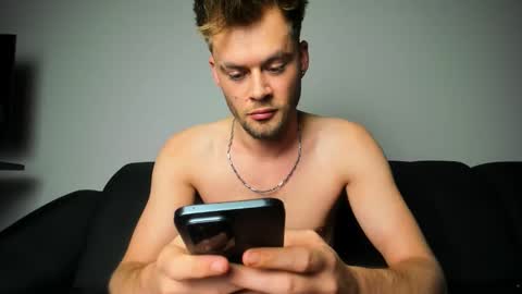 Snapshot of jason_marz chatting on November 1, 2025, 3:47 pm JasoN online show from November 1, 2025, 3:47 pm