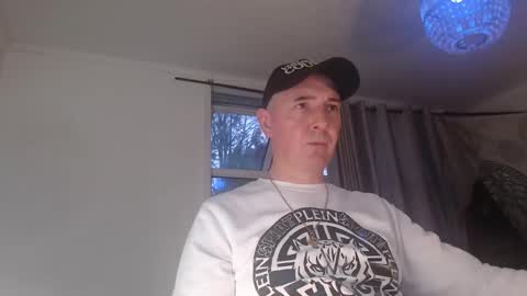 jaspercarot online show from November 19, 2025, 4:18 pm