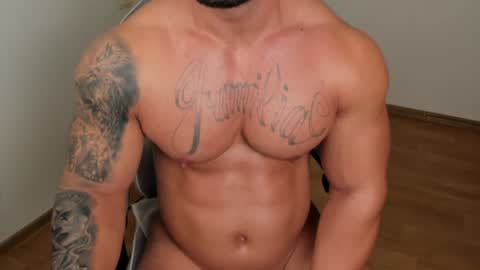 Snapshot of jaxonhunk chatting on December 9, 2024, 7:39 am JaxonHunk online show from December 9, 2024, 7:39 am
