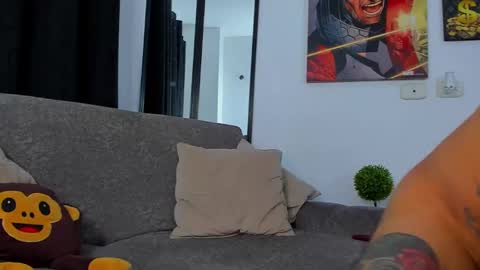 Jean  axelcrow       Modelo Independiente online show from December 10, 2024, 4:45 am