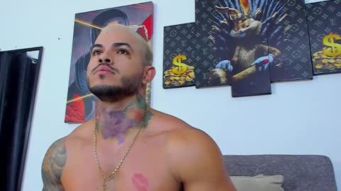 Jean  axelcrow       Modelo Independiente online show from January 9, 2025, 10:41 am