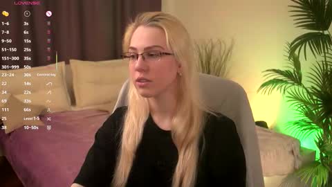 Snapshot of jeancoleex chatting on September 29, 2025, 5:56 am Jean online show from September 29, 2025, 5:56 am