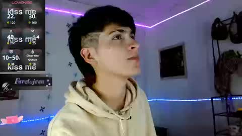 Snapshot of jeanfarelo chatting on September 20, 2025, 3:51 am Jean online show from September 20, 2025, 3:51 am