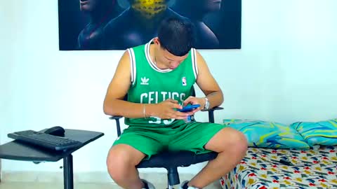 Snapshot of jeffer21_hot chatting on January 16, 2025, 7:17 am jeffer21_hot online show from January 16, 2025, 7:17 am