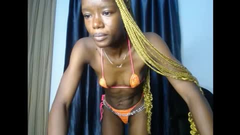 Snapshot of jellybelly7 chatting on October 14, 2025, 5:47 pm Linda online show from October 14, 2025, 5:47 pm