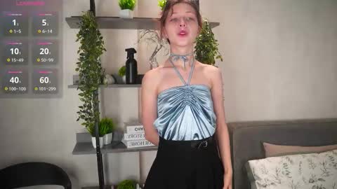 Hi everyone my name Kira online show from October 14, 2025, 10:05 am