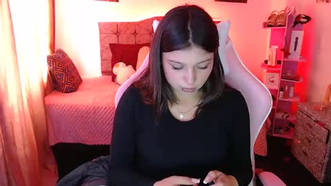 Snapshot of jennal_010 chatting on February 18, 2025, 4:26 pm jennal_010 online show from February 18, 2025, 4:26 pm