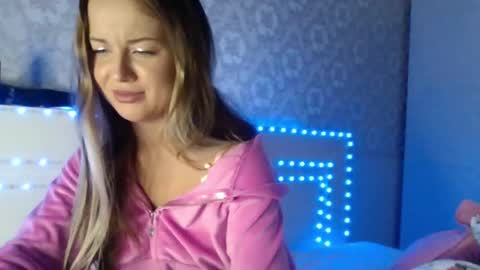 Snapshot of jennifer838 chatting on January 26, 2025, 6:16 pm Jennifer online show from January 26, 2025, 6:16 pm