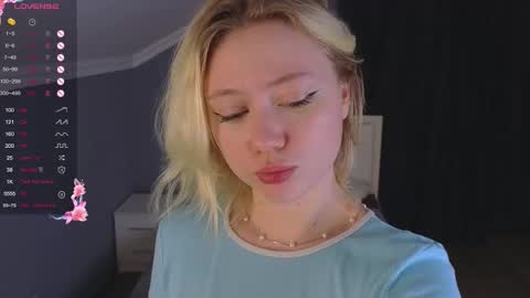 Snapshot of jennifer_mathis chatting on October 29, 2025, 6:31 pm jennifer_mathis online show from October 29, 2025, 6:31 pm