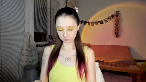 Snapshot of jenny_cox_love chatting on December 6, 2024, 7:23 pm Jennifer Jenny Darling   online show from December 6, 2024, 7:23 pm