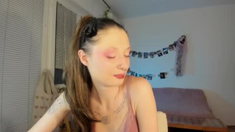 Snapshot of jenny_cox_love chatting on January 18, 2025, 7:15 pm Jennifer Jenny Darling   online show from January 18, 2025, 7:15 pm