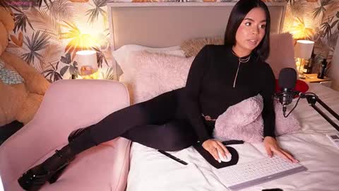 Snapshot of jenny_roberts96 chatting on October 11, 2025, 8:29 pm Jenny Roberts online show from October 11, 2025, 8:29 pm