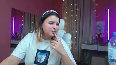 jenny_smitx online show from February 21, 2025, 6:04 pm