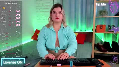 jenny_smitx online show from October 15, 2025, 5:29 am