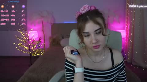 Snapshot of jennyyluv chatting on January 8, 2025, 6:52 am JENNY online show from January 8, 2025, 6:52 am