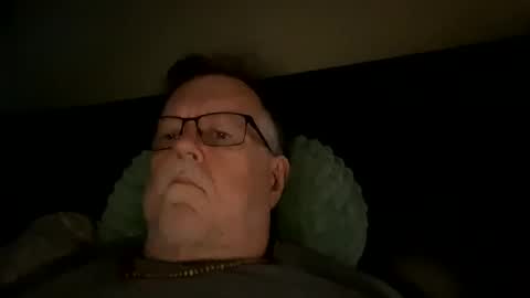 Snapshot of jerkoffwithme2 chatting on November 11, 2025, 5:51 am TwoDaddies online show from November 11, 2025, 5:51 am