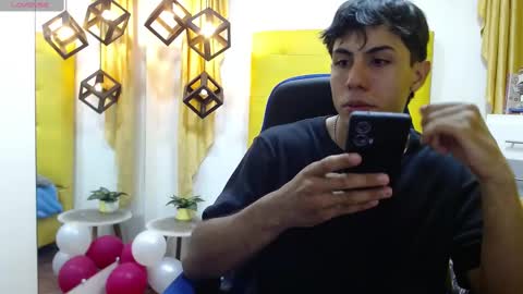 Snapshot of jerrycurb chatting on February 23, 2025, 1:21 pm lupo online show from February 23, 2025, 1:21 pm