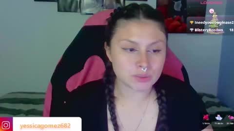 Snapshot of jessica_gomezz chatting on October 16, 2025, 11:06 pm Jessica gomez online show from October 16, 2025, 11:06 pm