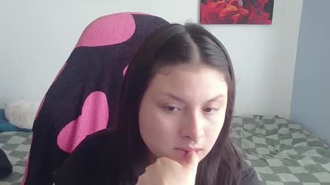 Snapshot of jessica_gomezz chatting on October 19, 2025, 8:09 pm Jessica gomez online show from October 19, 2025, 8:09 pm