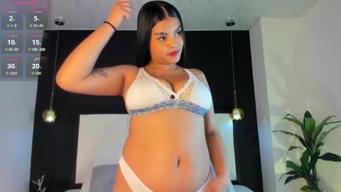 Snapshot of jessica_montez05 chatting on October 1, 2025, 5:41 pm jessica_montez05 online show from October 1, 2025, 5:41 pm
