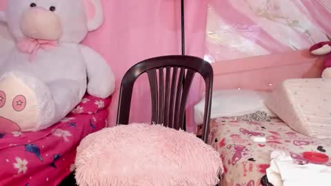 Jessy online show from October 20, 2025, 5:02 pm