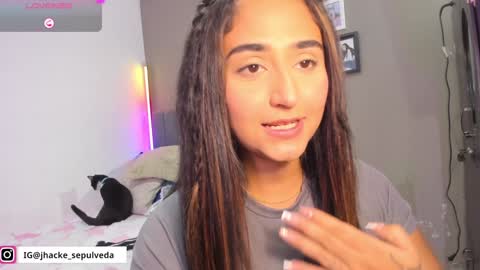 Snapshot of jhacky_sweet chatting on January 25, 2025, 8:00 am jhackelin  My independent account online show from January 25, 2025, 8:00 am