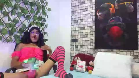 Snapshot of jhoanasexi_211 chatting on December 4, 2024, 11:30 am jhoanasexi 211 online show from December 4, 2024, 11:30 am