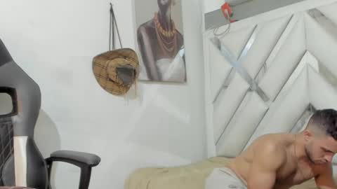 Snapshot of jhonny_flames7 chatting on January 19, 2025, 9:55 am jhonny online show from January 19, 2025, 9:55 am