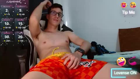 Snapshot of jhonny_hot_s chatting on September 17, 2025, 7:59 pm Jhonny independent model online show from September 17, 2025, 7:59 pm