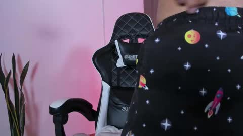 Snapshot of jhors_silv chatting on September 12, 2025, 12:11 am Jhors online show from September 12, 2025, 12:11 am