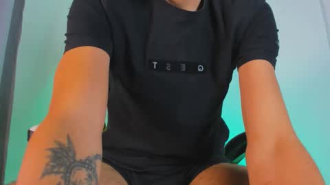 Snapshot of jhors_silv chatting on October 18, 2025, 1:41 am Jhors online show from October 18, 2025, 1:41 am