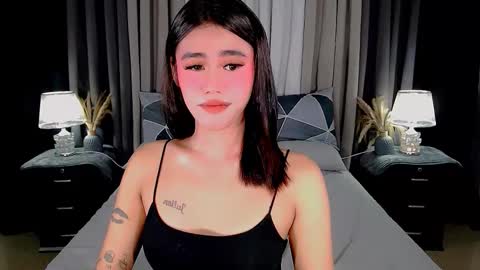 Snapshot of jhuliana_and_charles_room chatting on September 27, 2025, 4:28 am jhuliana_and_charles_room online show from September 27, 2025, 4:28 am