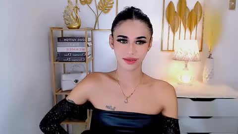 Snapshot of jhulianagrey chatting on December 7, 2024, 5:37 am julie online show from December 7, 2024, 5:37 am