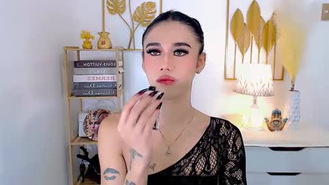 Snapshot of jhulianagrey chatting on December 27, 2024, 6:14 am julie online show from December 27, 2024, 6:14 am