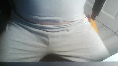 Snapshot of jimmychongax chatting on December 7, 2024, 5:31 pm Jimmychongax online show from December 7, 2024, 5:31 pm