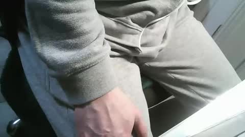 Snapshot of jimmychongax chatting on January 18, 2025, 9:02 pm Jimmychongax online show from January 18, 2025, 9:02 pm