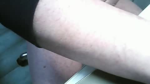 Snapshot of jimmychongax chatting on March 10, 2025, 8:34 pm Jimmychongax online show from March 10, 2025, 8:34 pm