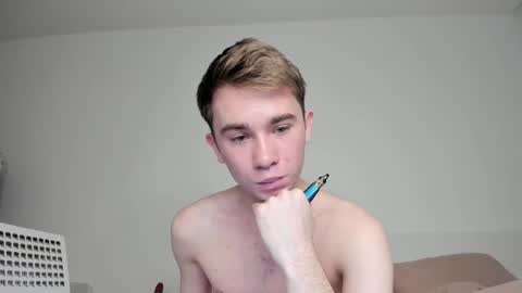 Snapshot of jimyti_bad_boy chatting on January 22, 2025, 8:07 am jimyti_bad_boy online show from January 22, 2025, 8:07 am