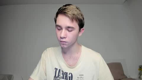 Snapshot of jimyti_bad_boy chatting on February 13, 2025, 1:59 pm jimyti_bad_boy online show from February 13, 2025, 1:59 pm