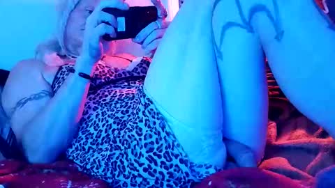 Snapshot of jocelynnuttz chatting on October 27, 2025, 5:55 am jocelynnuttz online show from October 27, 2025, 5:55 am