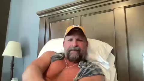 Snapshot of joestros chatting on October 10, 2025, 8:08 pm joestros online show from October 10, 2025, 8:08 pm