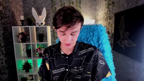 Snapshot of john_weasley chatting on December 18, 2024, 8:03 pm John online show from December 18, 2024, 8:03 pm