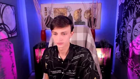 Snapshot of john_weasley chatting on January 4, 2025, 12:49 pm John online show from January 4, 2025, 12:49 pm