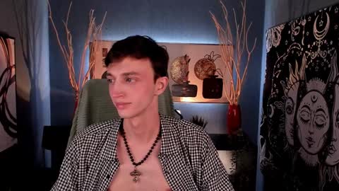 Snapshot of john_weasley chatting on January 29, 2025, 3:22 am John online show from January 29, 2025, 3:22 am