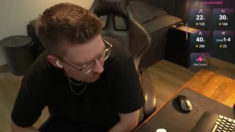 Snapshot of johndor22 chatting on September 23, 2025, 4:10 pm Jones online show from September 23, 2025, 4:10 pm