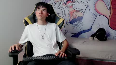 Snapshot of johnny_cagee chatting on December 21, 2024, 7:03 am johnny_cagee online show from December 21, 2024, 7:03 am