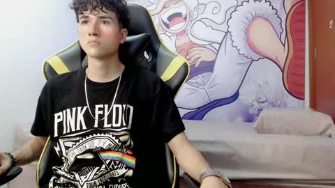 Snapshot of johnny_cagee chatting on January 5, 2025, 3:00 am johnny_cagee online show from January 5, 2025, 3:00 am